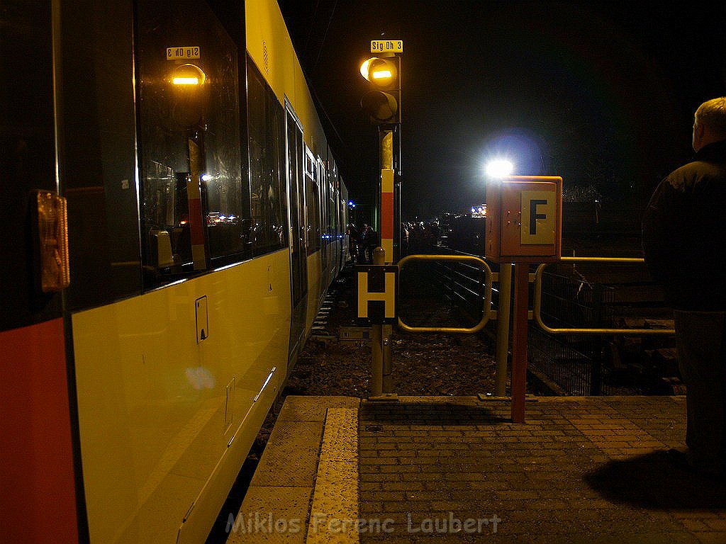 KVB Bahn Koeln Ostheim Busbahnhof Franfurterstr entgleist  P01.JPG